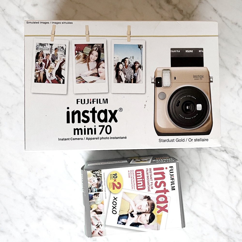 Fujifilm Instax Mini 70 + 2 packs instant film